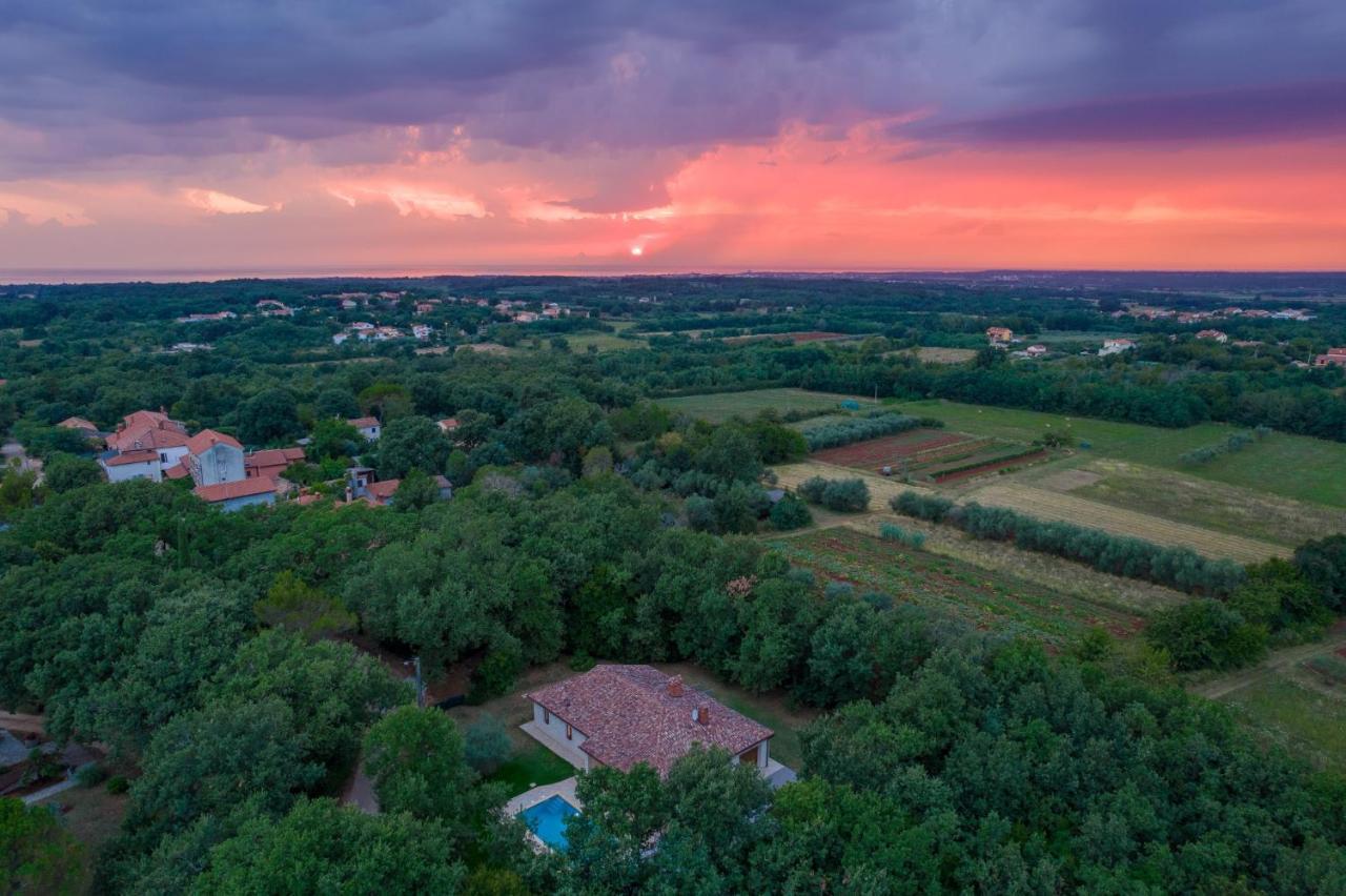 Villa Mirabella Umag Exterior photo